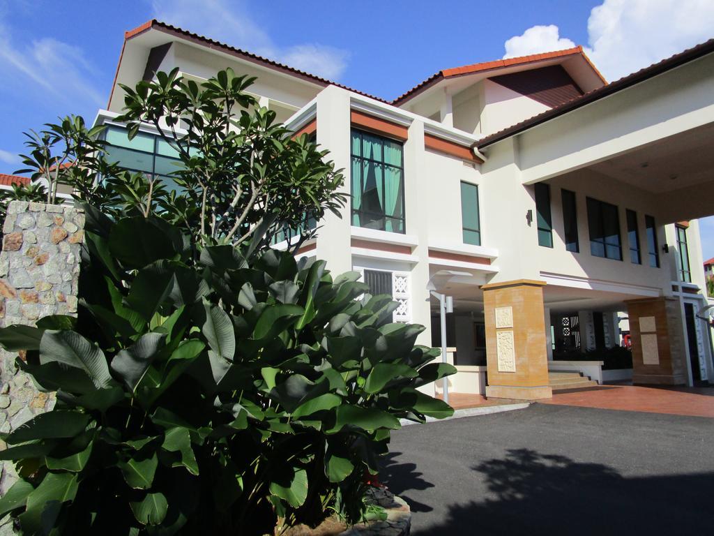 Espira Kinrara Hotel Puchong Luaran gambar