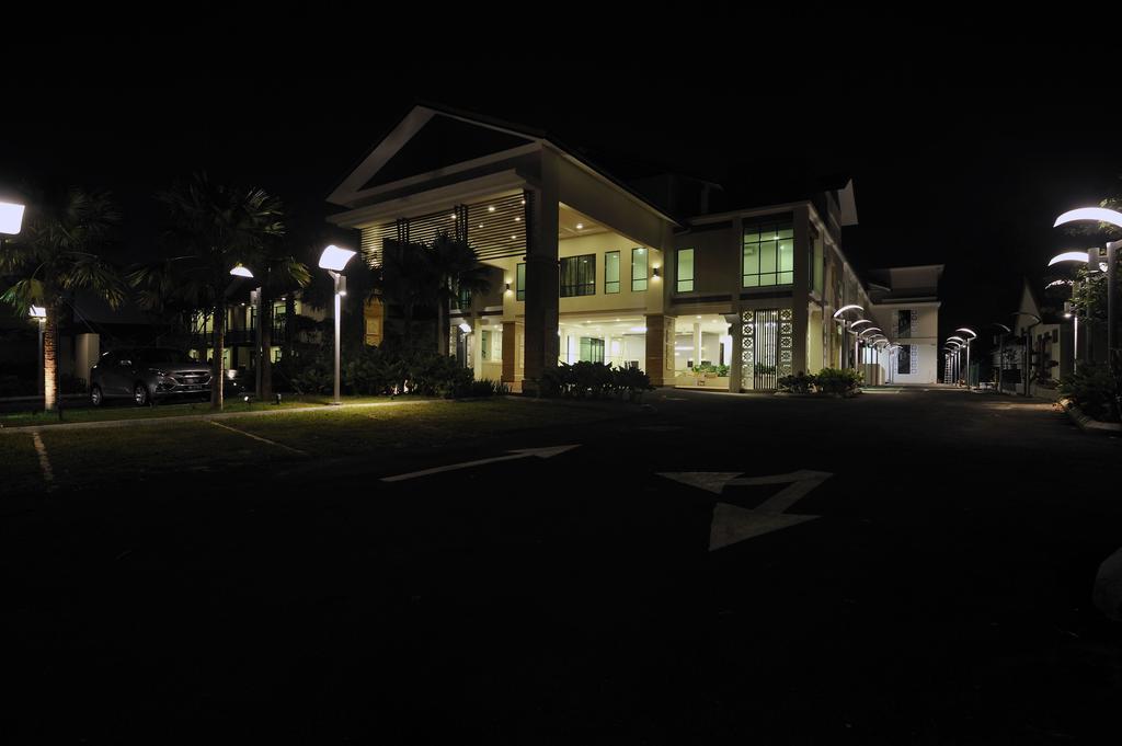 Espira Kinrara Hotel Puchong Luaran gambar