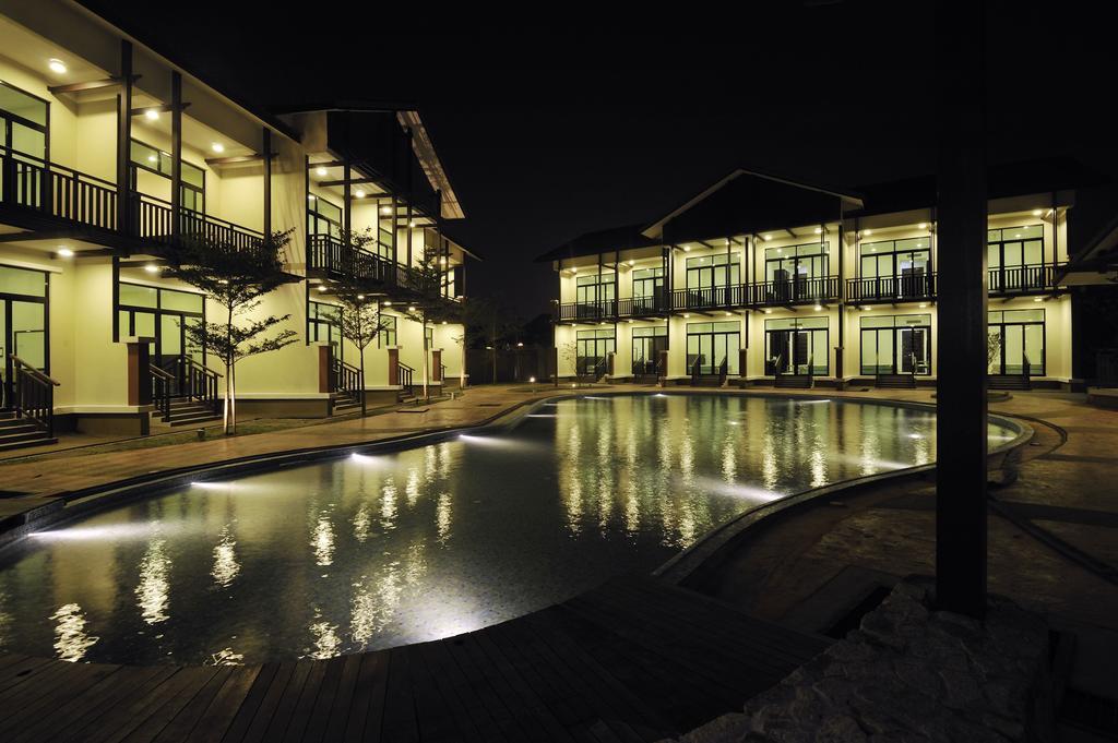 Espira Kinrara Hotel Puchong Luaran gambar