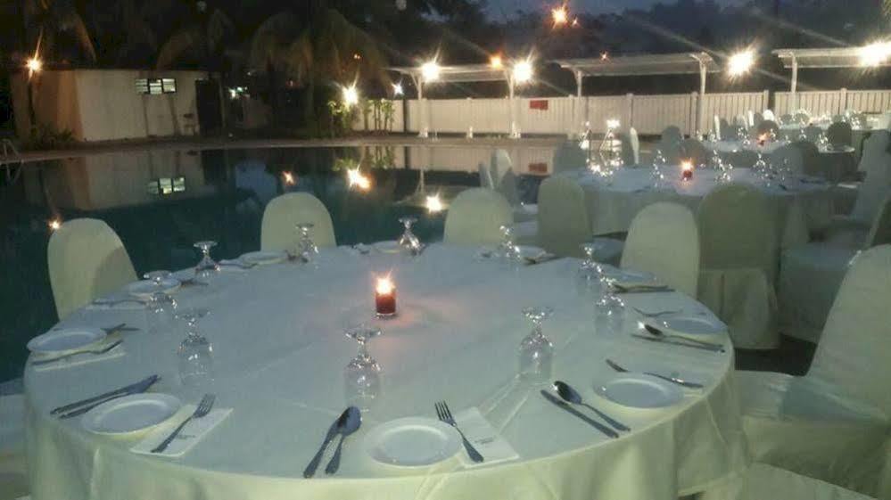 Espira Kinrara Hotel Puchong Luaran gambar